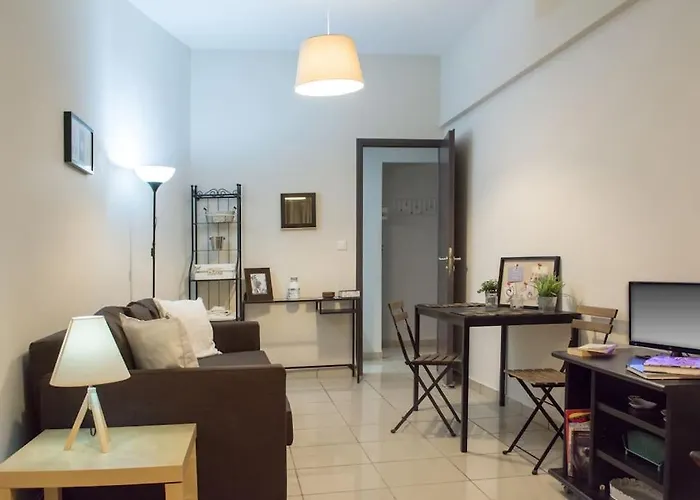Angel - Cozy, Renovated, Studio In Athens Heart