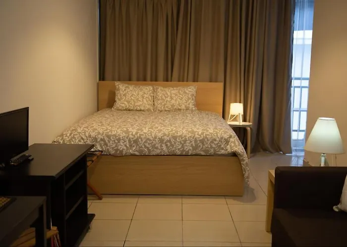 Angel - Cozy, Renovated, Studio In Athens Heart