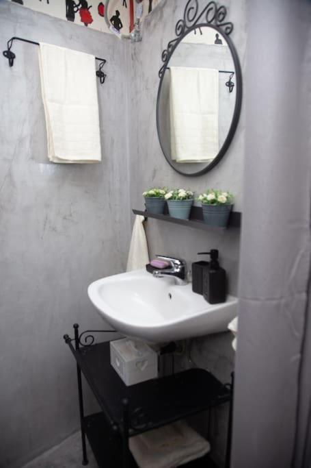 Angel - Cozy, Renovated, In Heart Διαμέρισμα *